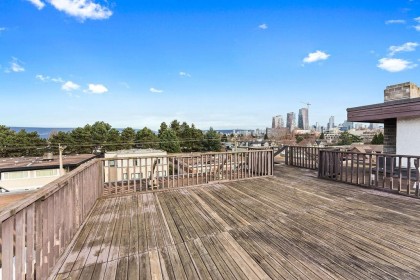 Photo 19 at 305 - 2025 W 2nd Avenue, Kitsilano, Vancouver West