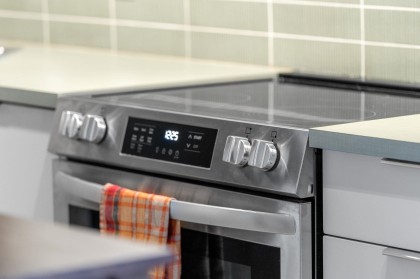 Photo 14 at 101A - 460 14th Street, Ambleside, West Vancouver