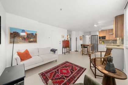 Photo 4 at 101A - 460 14th Street, Ambleside, West Vancouver