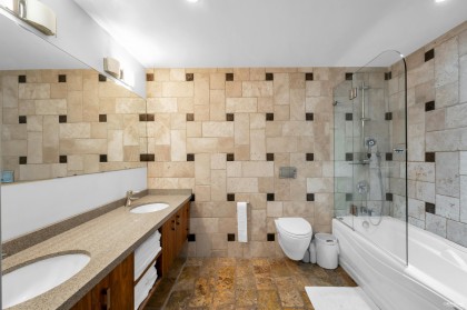 Photo 18 at 4066 Norwood Avenue, Upper Delbrook, North Vancouver