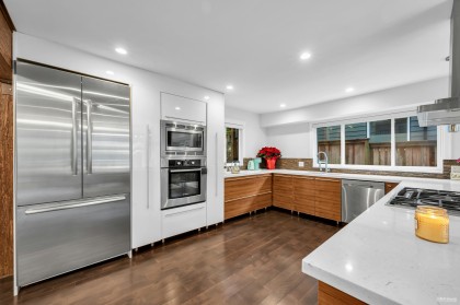 Photo 11 at 4066 Norwood Avenue, Upper Delbrook, North Vancouver