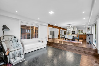 Photo 4 at 4066 Norwood Avenue, Upper Delbrook, North Vancouver