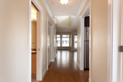 Photo 5 at 304 - 152 E 12th Street, Central Lonsdale, North Vancouver