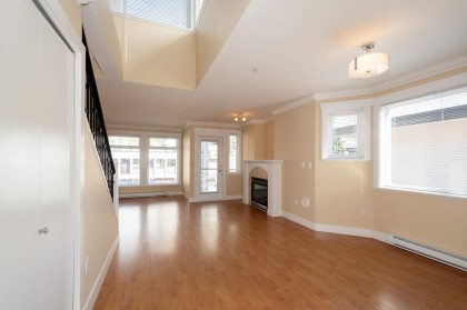 Photo 11 at 304 - 152 E 12th Street, Central Lonsdale, North Vancouver