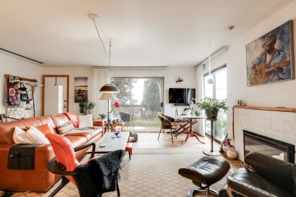 Photo 4 at 428 E 7th Street, Lower Lonsdale, North Vancouver