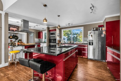 Photo 13 at 4621 Woodburn Place, Cypress Park Estates, West Vancouver