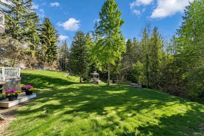 Photo 7 at 4621 Woodburn Place, Cypress Park Estates, West Vancouver