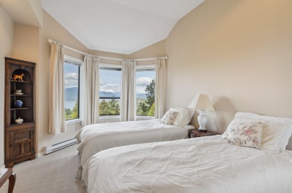 Photo 22 at 5207 Aspen Drive, Upper Caulfeild, West Vancouver