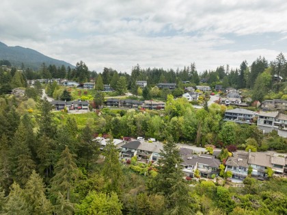 Photo 40 at 5207 Aspen Drive, Upper Caulfeild, West Vancouver