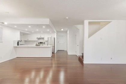 Photo 7 at 6 - 6262 Ash Street, Oakridge VW, Vancouver West