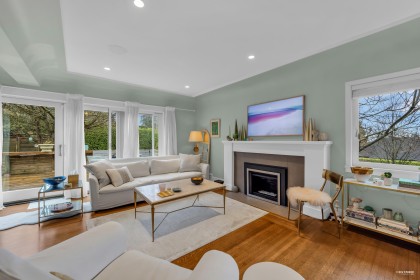 Photo 3 at 1220 Braeside Street, Sentinel Hill, West Vancouver