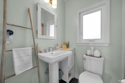 Photo 20 at 1220 Braeside Street, Sentinel Hill, West Vancouver