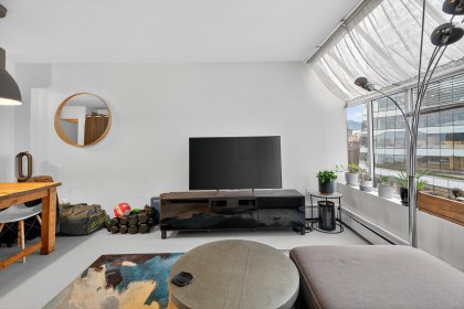 Photo 6 at 902 - 950 Drake Street, Downtown VW, Vancouver West