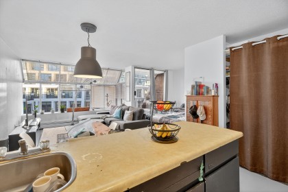 Photo 13 at 902 - 950 Drake Street, Downtown VW, Vancouver West