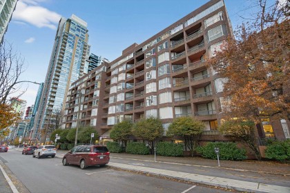 Photo 26 at 902 - 950 Drake Street, Downtown VW, Vancouver West