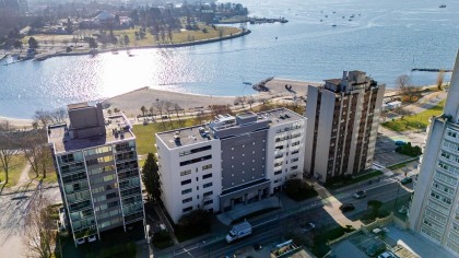 Photo 2 at 304 - 1233 Beach Avenue, West End VW, Vancouver West