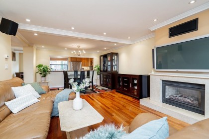 Photo 12 at 304 - 1233 Beach Avenue, West End VW, Vancouver West