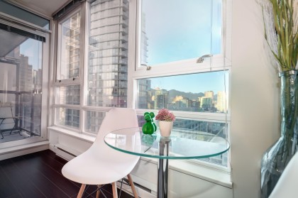 Photo 9 at 2106 - 939 Expo Boulevard, Yaletown, Vancouver West