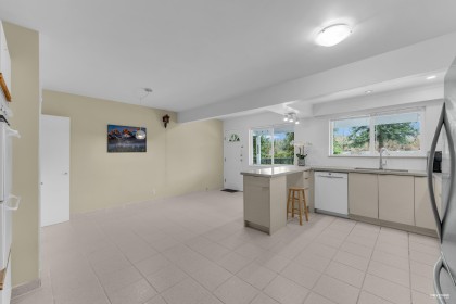 Photo 12 at 4425 Maple Street, Quilchena, Vancouver West