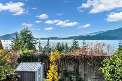 Photo 10 at 432 Crosscreek Road, Lions Bay, West Vancouver
