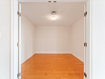 Photo 17 at 205 - 1717 Bayshore Drive, Coal Harbour, Vancouver West