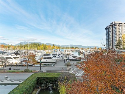 Photo 5 at 205 - 1717 Bayshore Drive, Coal Harbour, Vancouver West