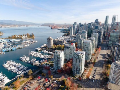Photo 37 at 205 - 1717 Bayshore Drive, Coal Harbour, Vancouver West