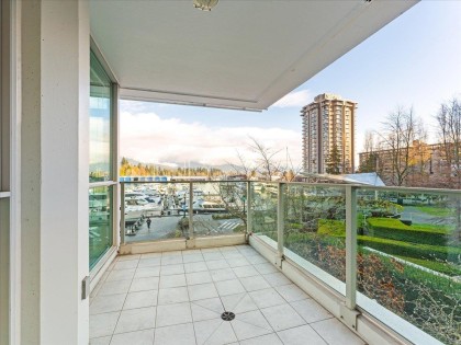 Photo 4 at 205 - 1717 Bayshore Drive, Coal Harbour, Vancouver West