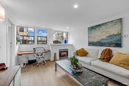 Photo 23 at 207 - 305 Lonsdale Avenue, Lower Lonsdale, North Vancouver