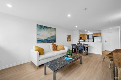 Photo 6 at 207 - 305 Lonsdale Avenue, Lower Lonsdale, North Vancouver