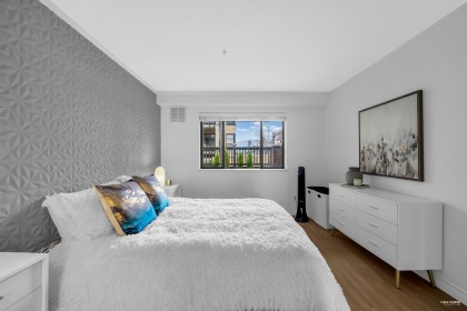 Photo 17 at 207 - 305 Lonsdale Avenue, Lower Lonsdale, North Vancouver