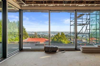 Photo 7 at 1424 Sandhurst Place, Chartwell, West Vancouver