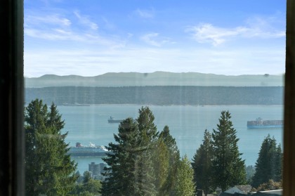 Photo 24 at 1424 Sandhurst Place, Chartwell, West Vancouver