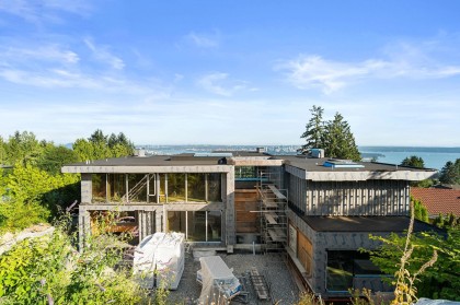 Photo 18 at 1424 Sandhurst Place, Chartwell, West Vancouver