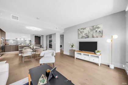 Photo 2 at 204 - 2089 W 43rd Avenue, Kerrisdale, Vancouver West