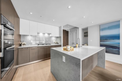 Photo 12 at 204 - 2089 W 43rd Avenue, Kerrisdale, Vancouver West