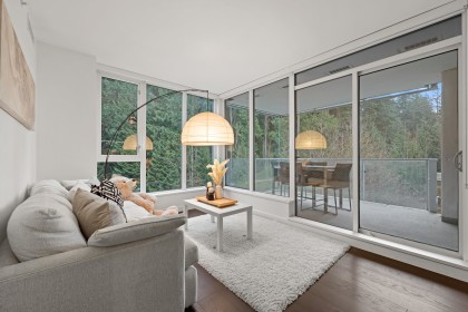 Photo 3 at 307 - 3355 Binning Road, University VW, Vancouver West