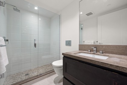 Photo 10 at 307 - 3355 Binning Road, University VW, Vancouver West