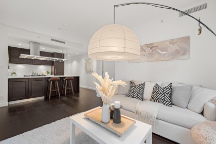 Photo 4 at 307 - 3355 Binning Road, University VW, Vancouver West