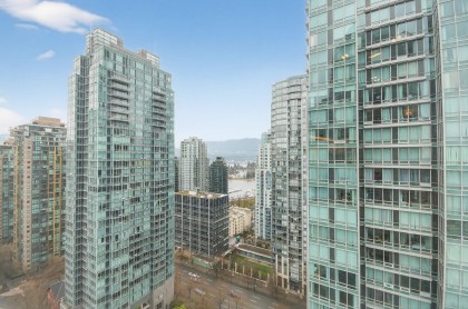 Photo 13 at 2205 - 1200 Alberni Street, West End VW, Vancouver West