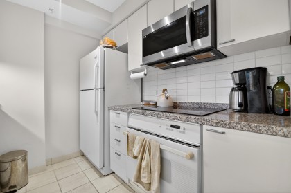 Photo 17 at 2205 - 1200 Alberni Street, West End VW, Vancouver West