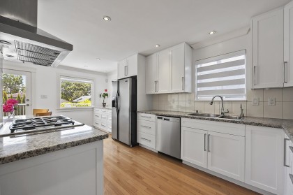 Photo 10 at 3558 W 32nd Avenue, Dunbar, Vancouver West