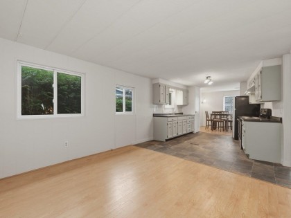 Photo 16 at 233 Tyee Drive, Park Royal, West Vancouver