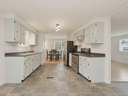 Photo 14 at 233 Tyee Drive, Park Royal, West Vancouver