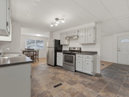 Photo 18 at 233 Tyee Drive, Park Royal, West Vancouver