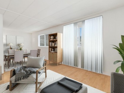 Photo 4 at 233 Tyee Drive, Park Royal, West Vancouver