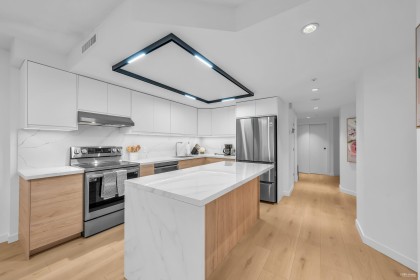 Photo 5 at 910 - 1050 Burrard Street, Downtown VW, Vancouver West