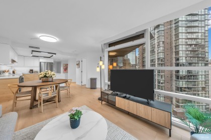 Photo 18 at 910 - 1050 Burrard Street, Downtown VW, Vancouver West