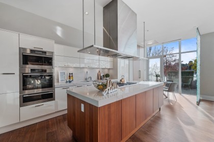 Photo 8 at 1576 Homer Mews, Yaletown, Vancouver West