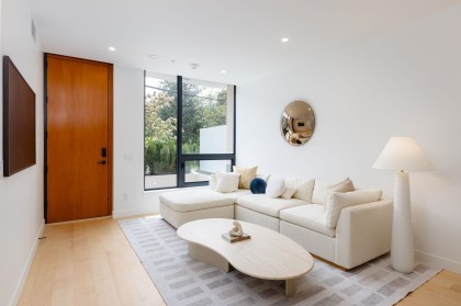 Photo 6 at TH8 - 135 E 13th Street, Central Lonsdale, North Vancouver